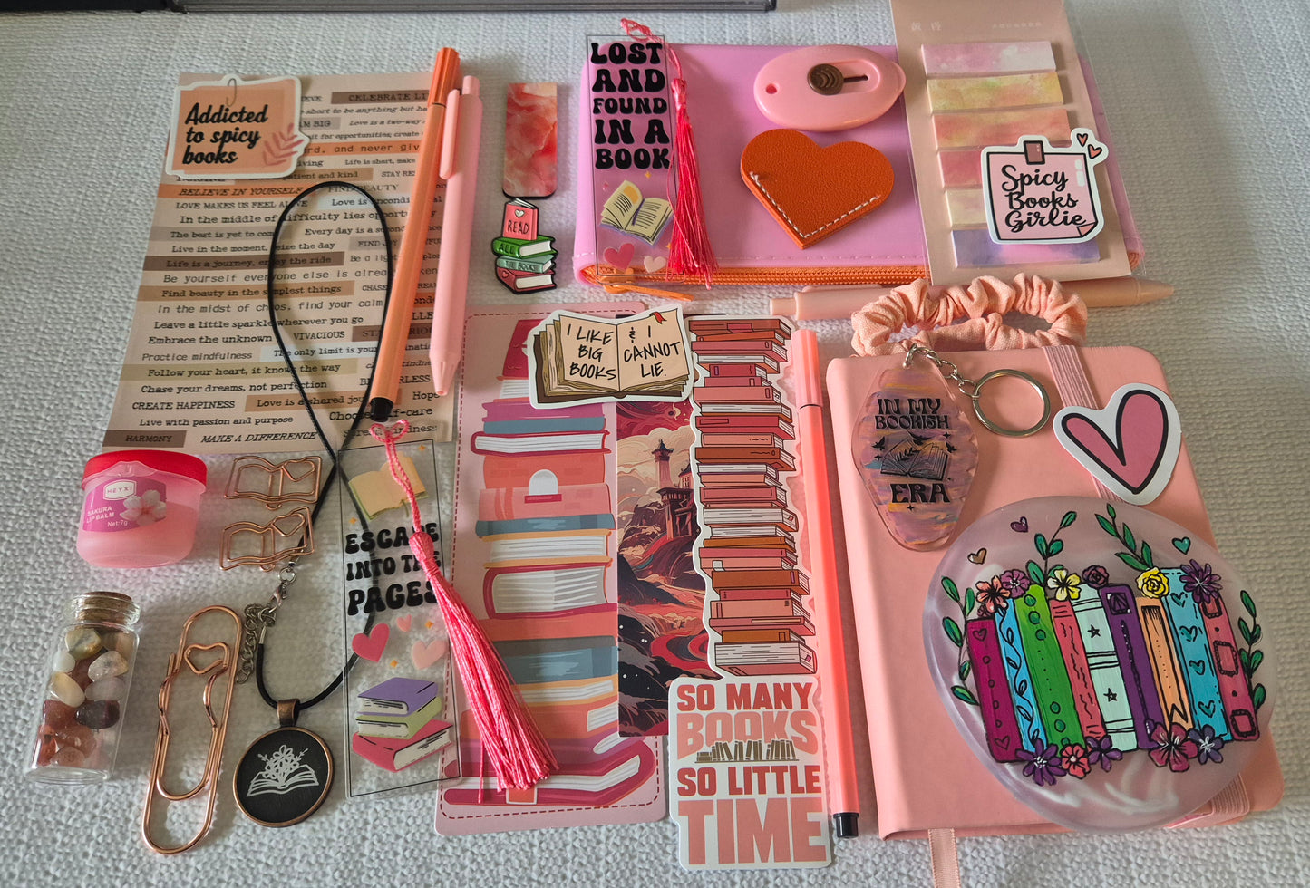 MEGA BOOKISH BUNDLE - 20 PICKS  + 3 CRYSTAL PICKS